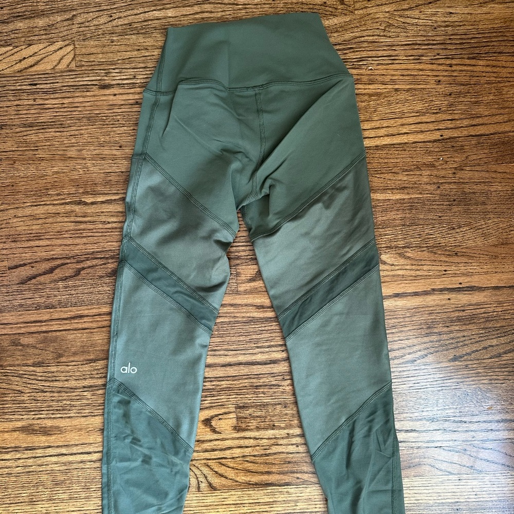 Alo High-Waist Green Leggings
